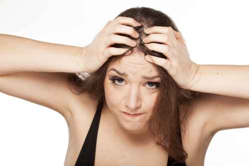 CHUTE DE CHEVEUX CHEZ LA FEMME